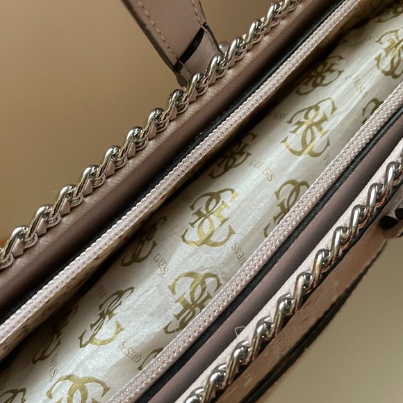 GUESS logos cover the faux-leather foundation tote - Picture 4 of 12